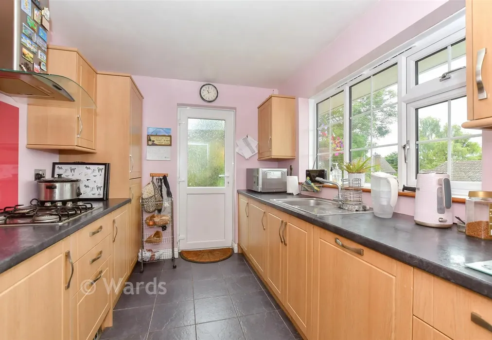 Kitchen - St. Andrew's Gardens, Shepherdswell, Kent - Wards of Kent