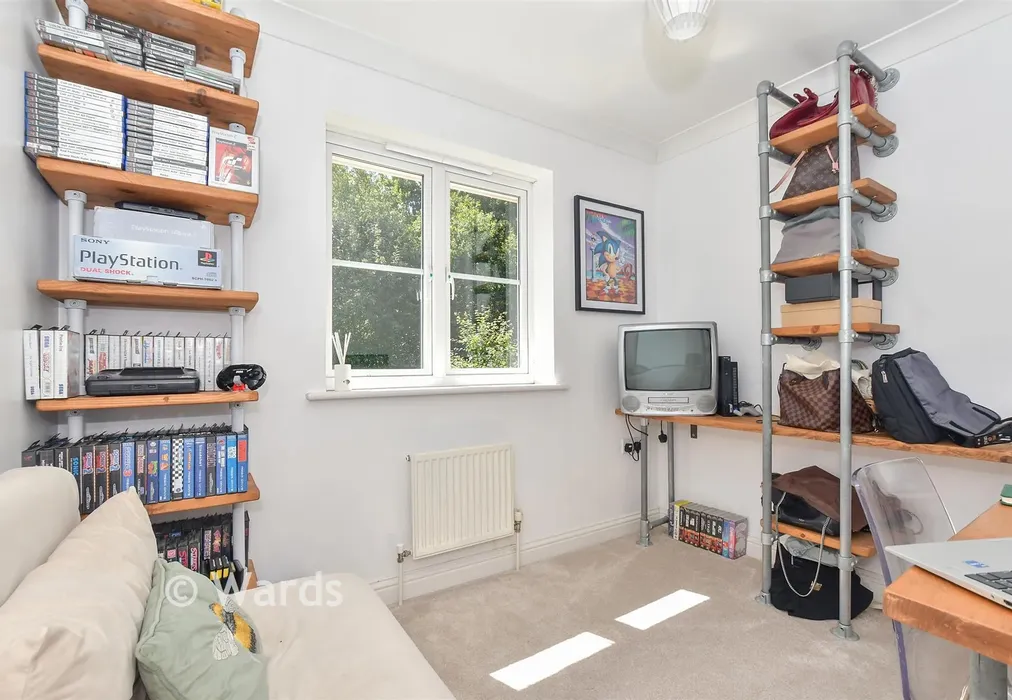 Bedroom 5 - Forest Avenue, Ashford, Kent - Wards of Kent