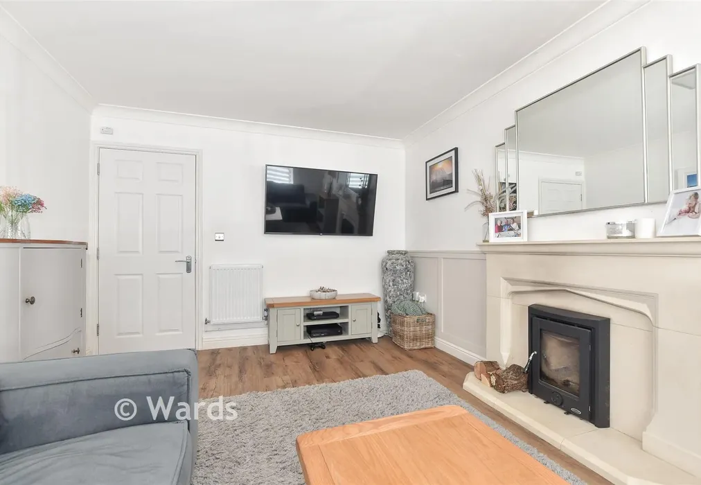Lounge - Forest Avenue, Ashford, Kent - Wards of Kent