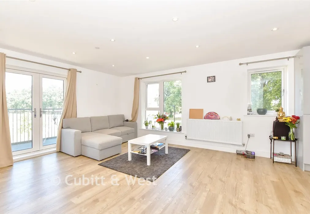 Sitting Room/Dining/Kitchen - Boundary Lane, Chichester, West Sussex - Wards of Kent