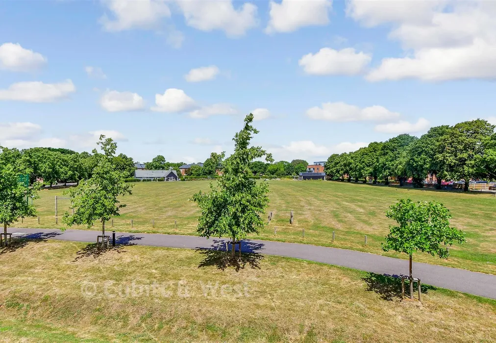 Views To Front - Boundary Lane, Chichester, West Sussex - Wards of Kent