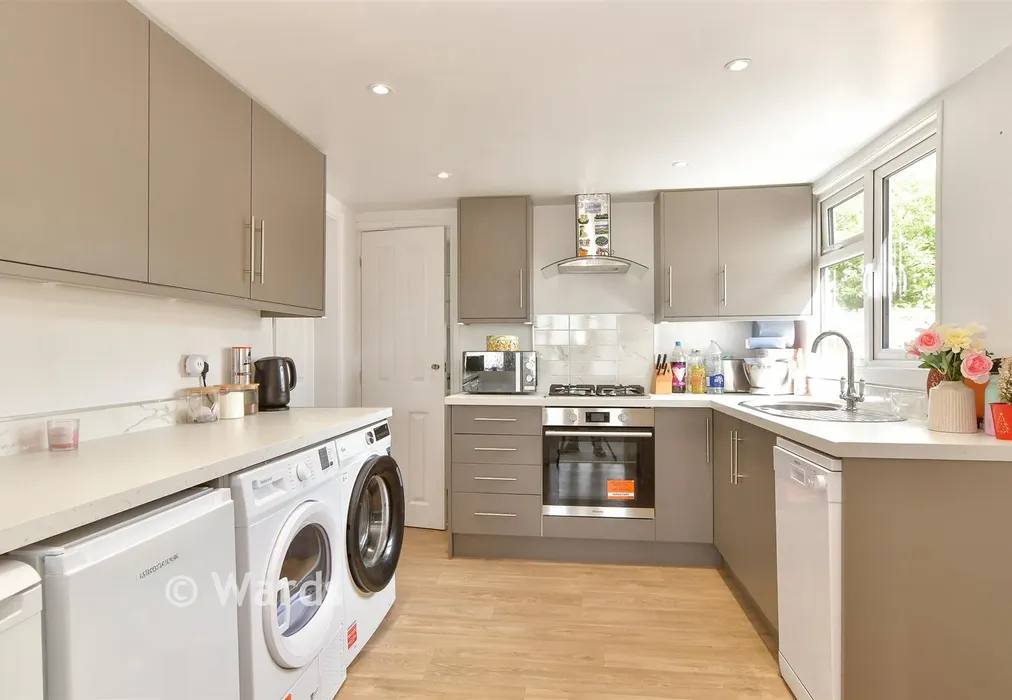 Kitchen - Vicarage Lane, Hoo, Rochester, Kent - Wards of Kent