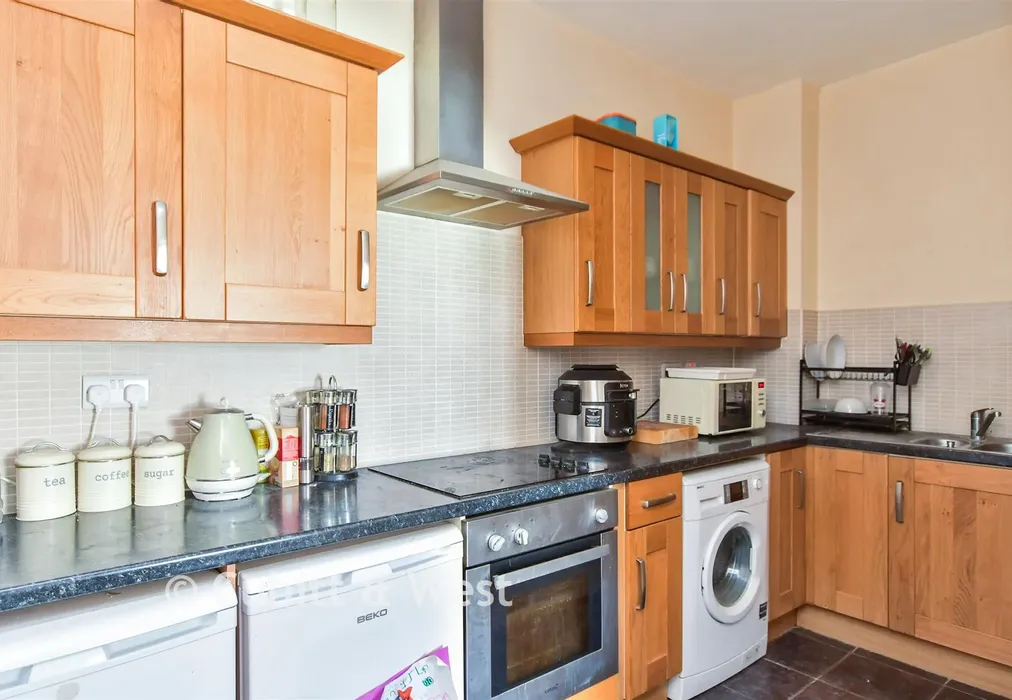 Kitchen - Flat 41 Starboard Court, Brighton Marina Village, East Sussex - Wards of Kent