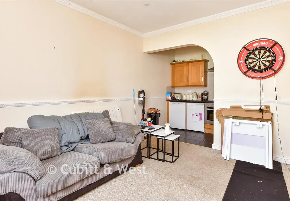 Living Area - Flat 41 Starboard Court, Brighton Marina Village, East Sussex - Wards of Kent