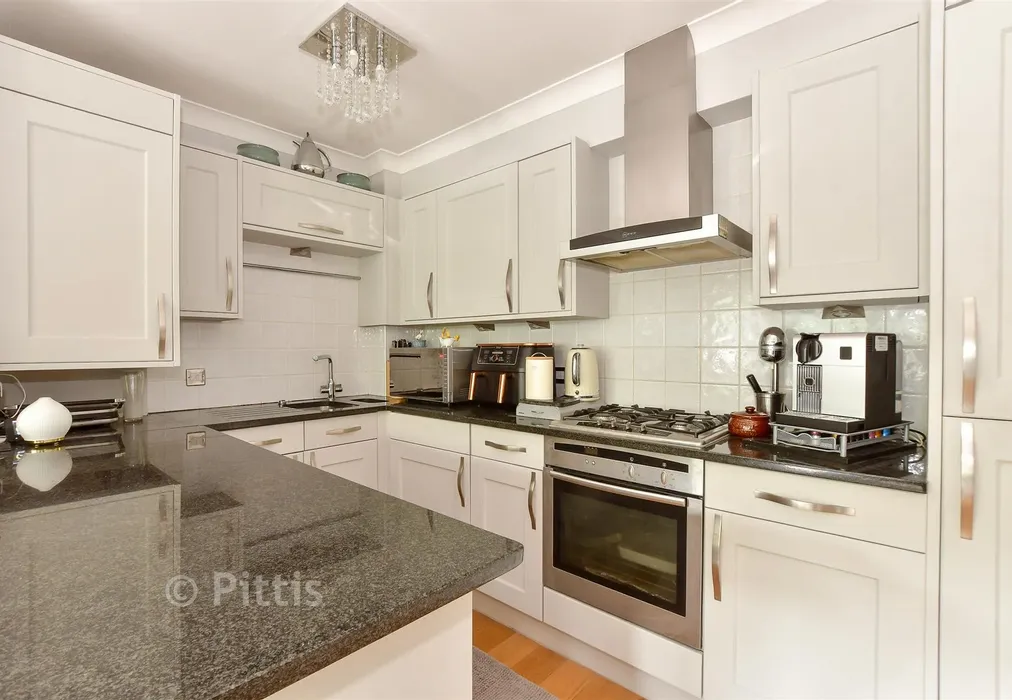 Kitchen - Alpine Road, Ventnor, Isle of Wight - Wards of Kent