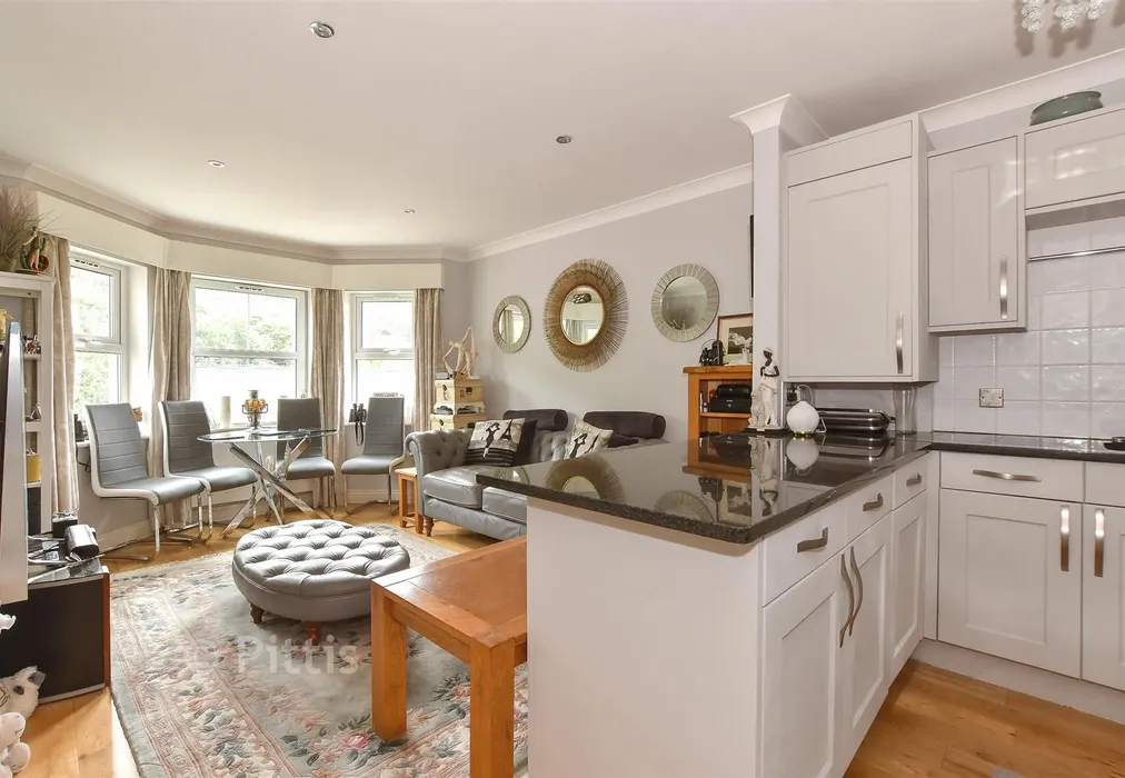Lounge - Alpine Road, Ventnor, Isle of Wight - Wards of Kent