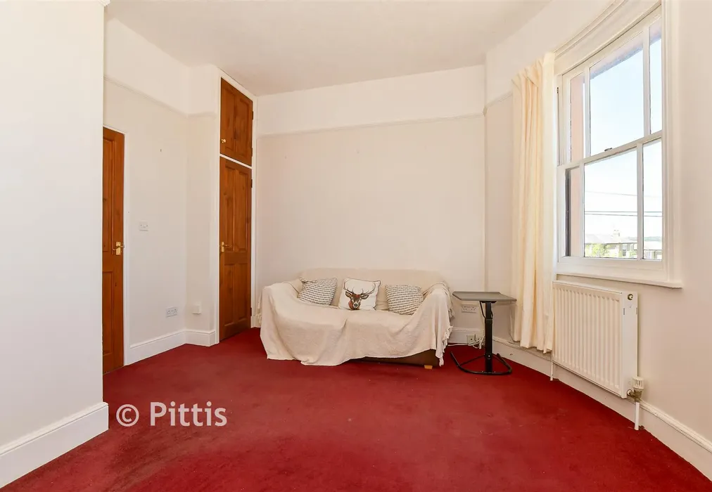 Lounge/Dining Room - Royal Crescent, Sandown, Isle of Wight - Wards of Kent