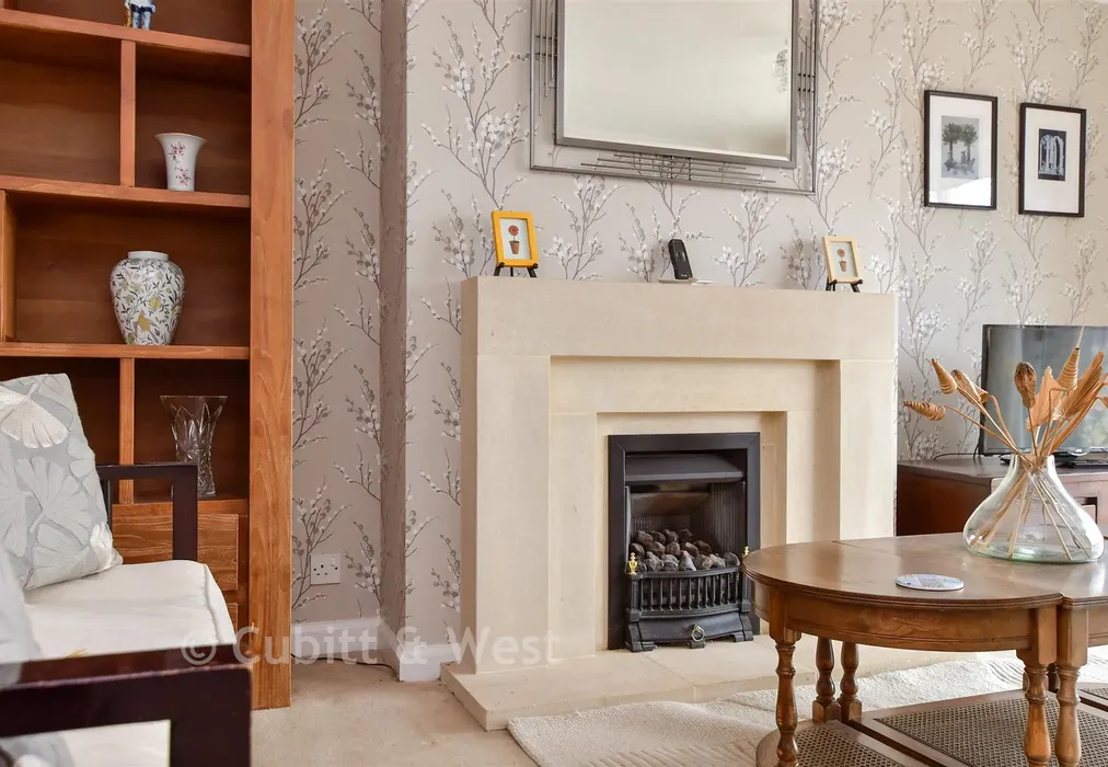 Internal Lifestyle Photograph - Westdene Drive, Brighton, East Sussex - Wards of Kent