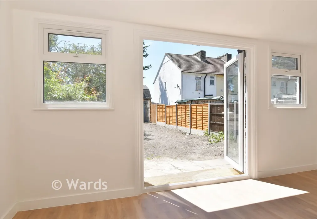 Garden Room - Stonebridge Road, Northfleet, Kent - Wards of Kent