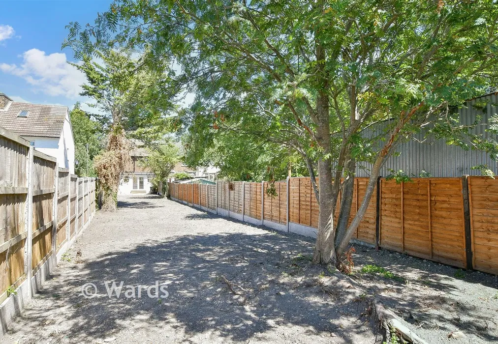 Rear Garden - Stonebridge Road, Northfleet, Kent - Wards of Kent