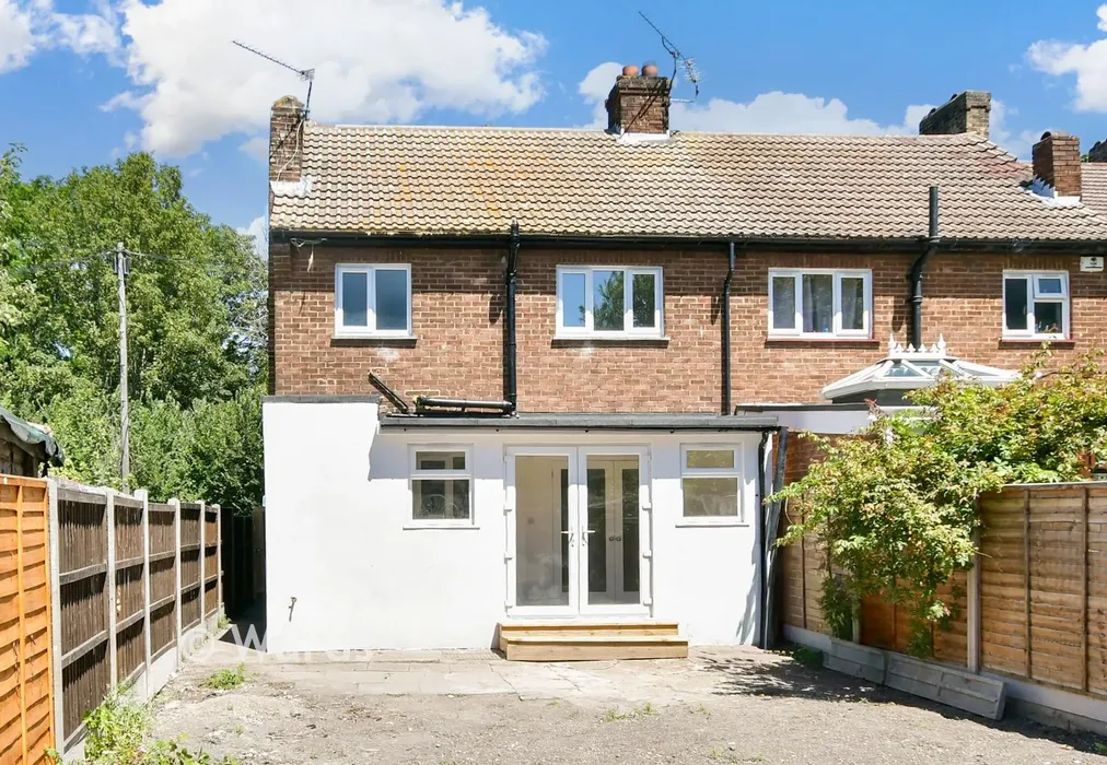 Rear Elevation - Stonebridge Road, Northfleet, Kent - Wards of Kent