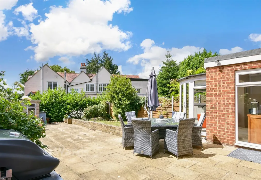 Patio / Decking - Fairlight Cross, Longfield, Kent - Wards of Kent