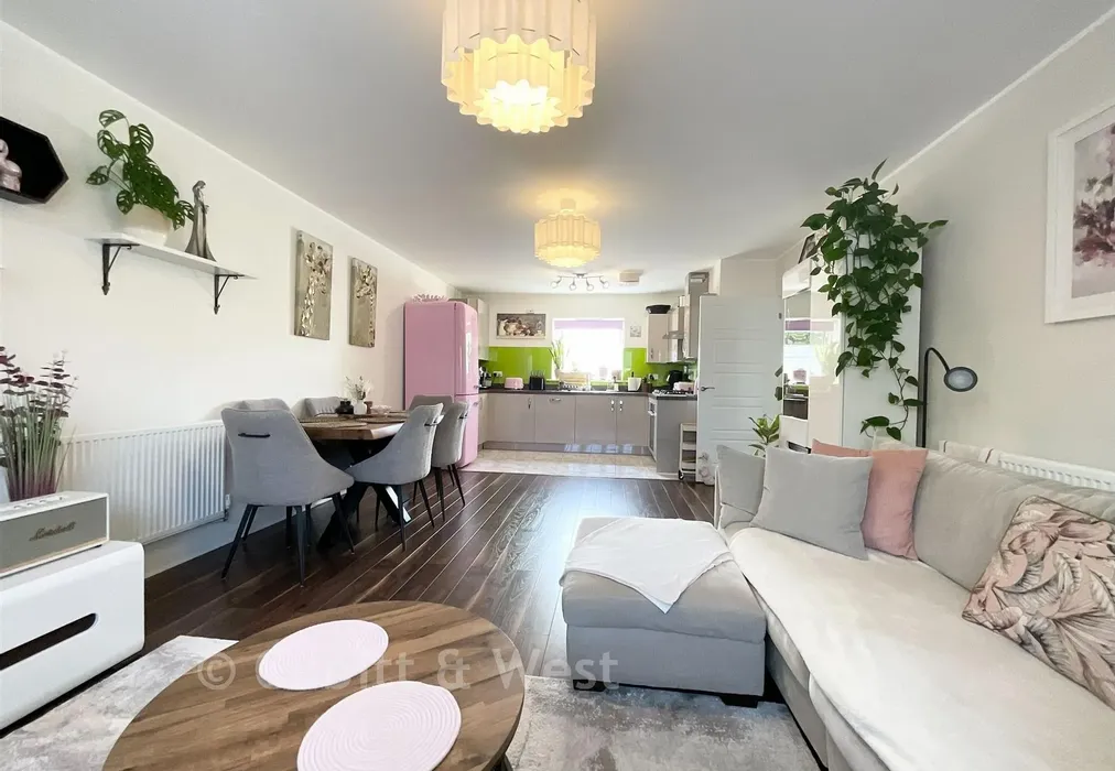 Lounge - Tagalie Square, Worthing, West Sussex - Wards of Kent