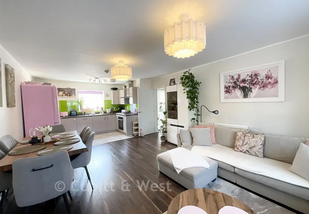 Lounge - Tagalie Square, Worthing, West Sussex - Wards of Kent
