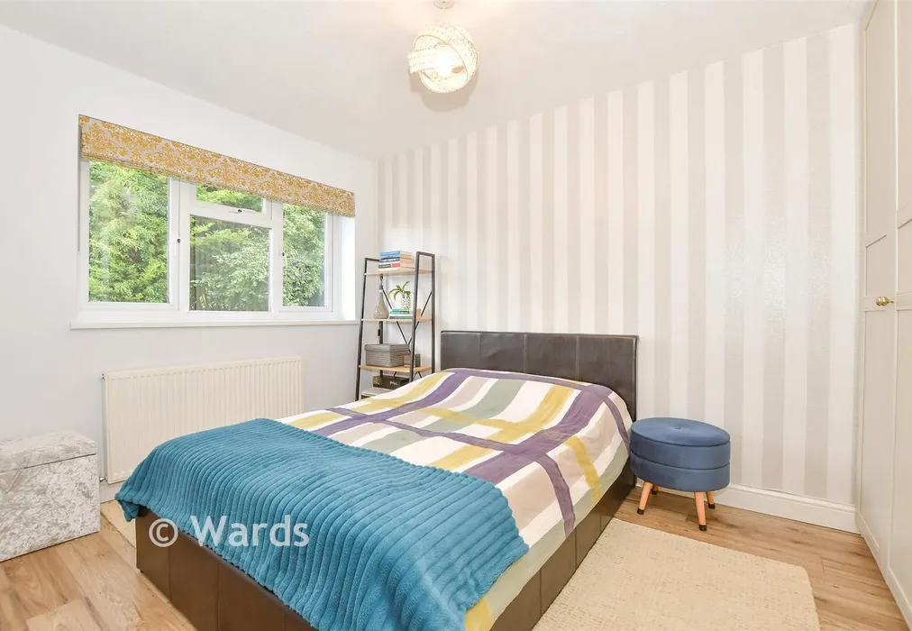 Bedroom 1 - Underwood Close, Maidstone, Kent - Wards of Kent