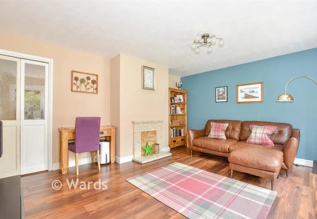 Lounge - Underwood Close, Maidstone, Kent - Wards of Kent