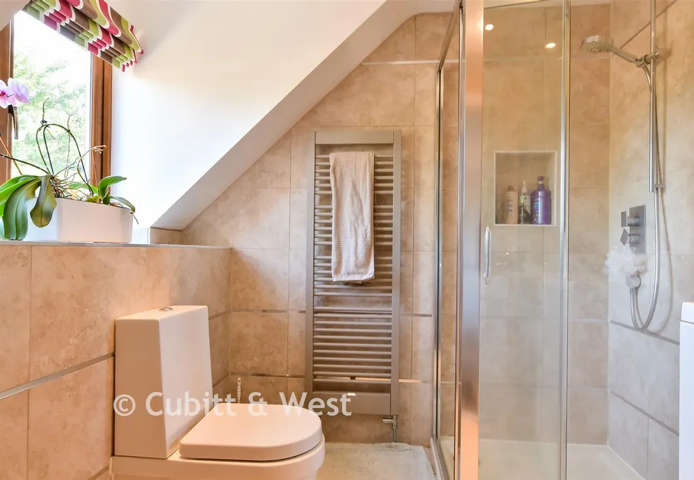 En-Suite Shower Room - Stall House Lane, North Heath, Pulborough, West Sussex - Wards of Kent