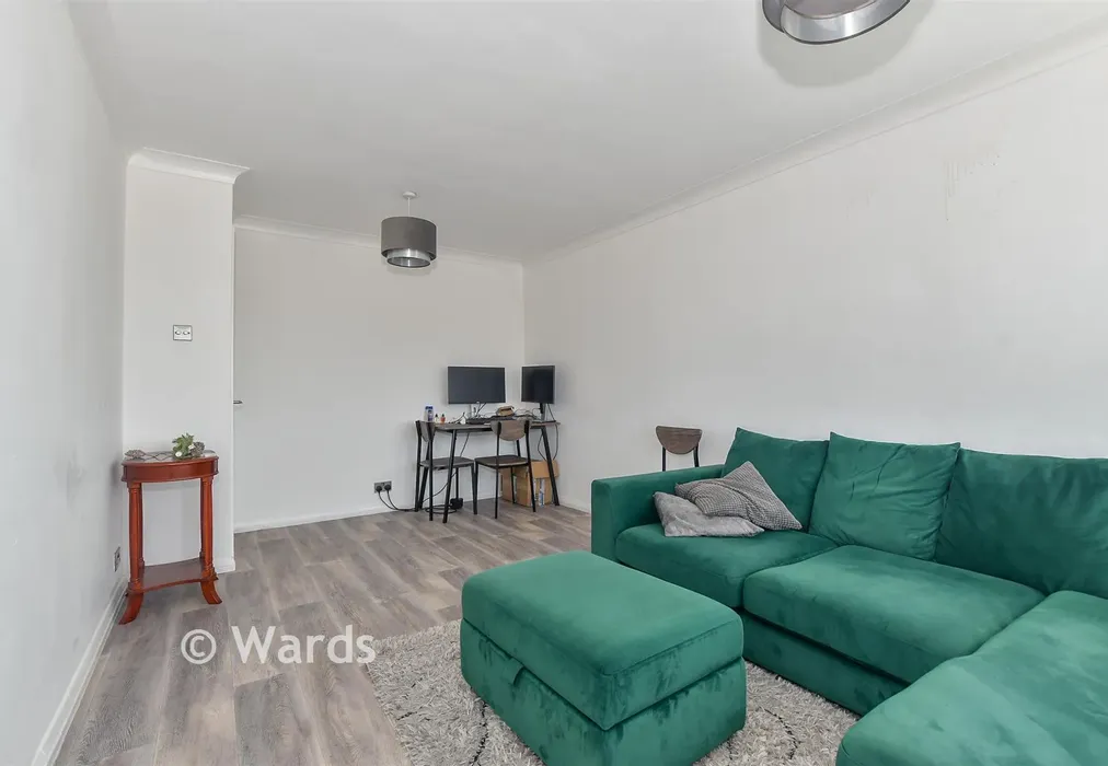 Lounge - Cressfield, Ashford, Kent - Wards of Kent
