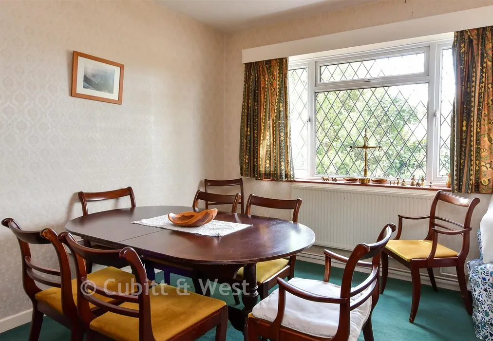 Dining Room - Brook Lane, Ferring, West Sussex - Wards of Kent