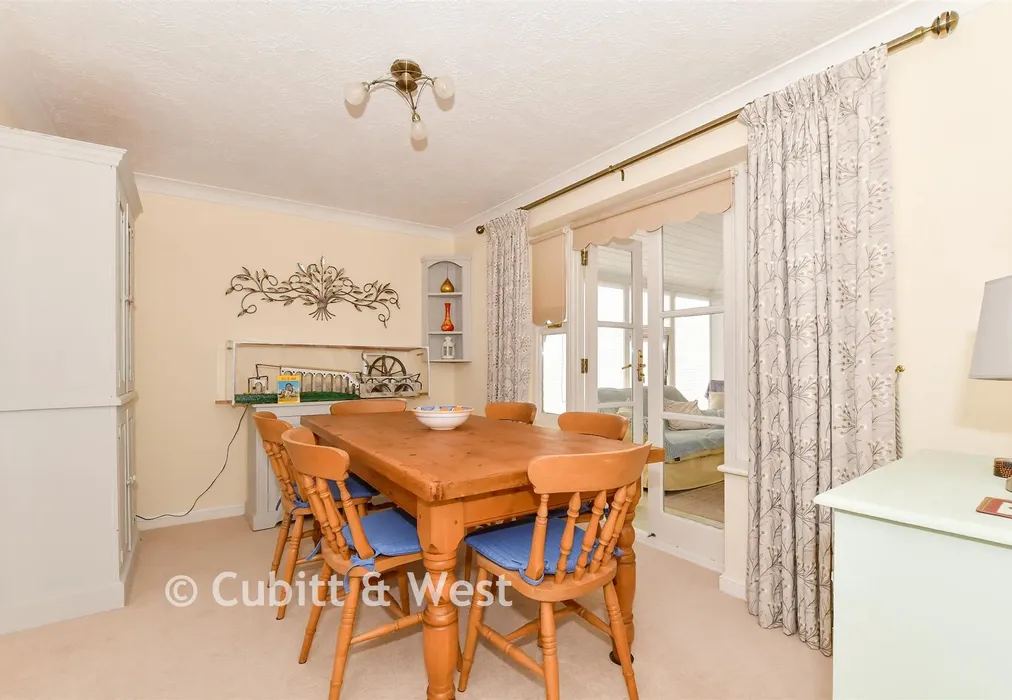 Dining Room - Masons Way, Pulborough, West Sussex - Wards of Kent