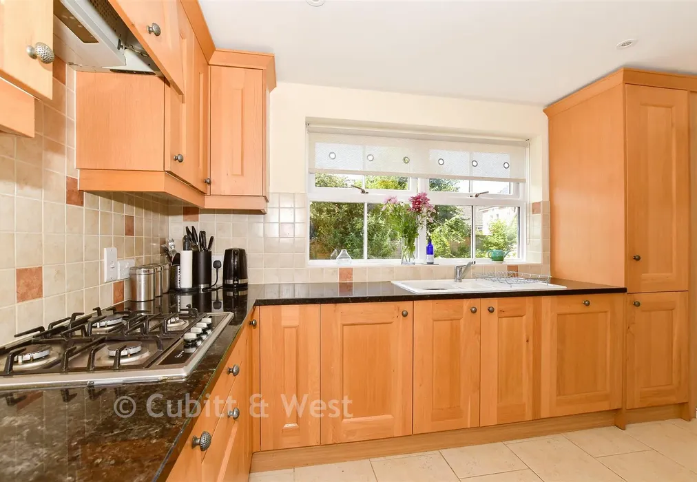Kitchen - Masons Way, Pulborough, West Sussex - Wards of Kent