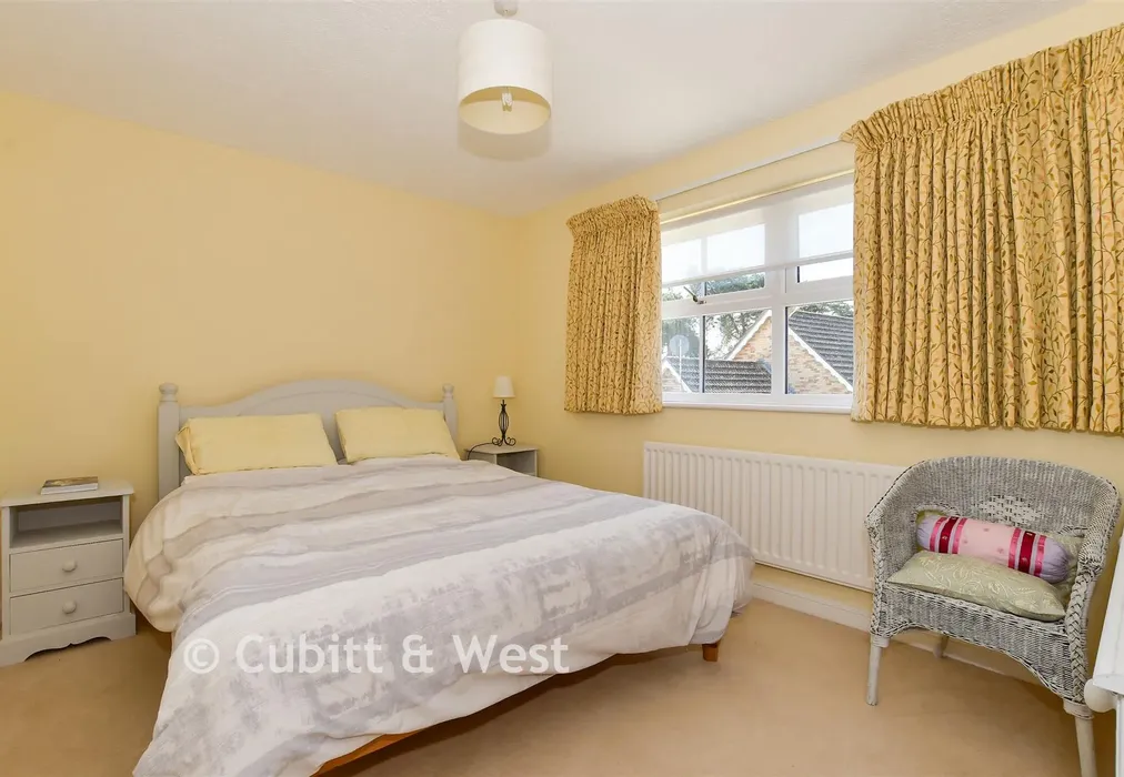 Bedroom 2 - Masons Way, Pulborough, West Sussex - Wards of Kent