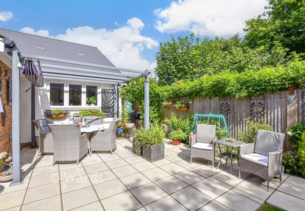 Patio / Decking - Mulberry Place, Maidstone, Kent - Wards of Kent