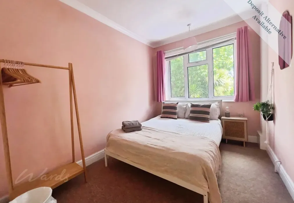 1745241f-44 20bed... - 44 St. Stephens Road Canterbury CT2 - Wards of Kent