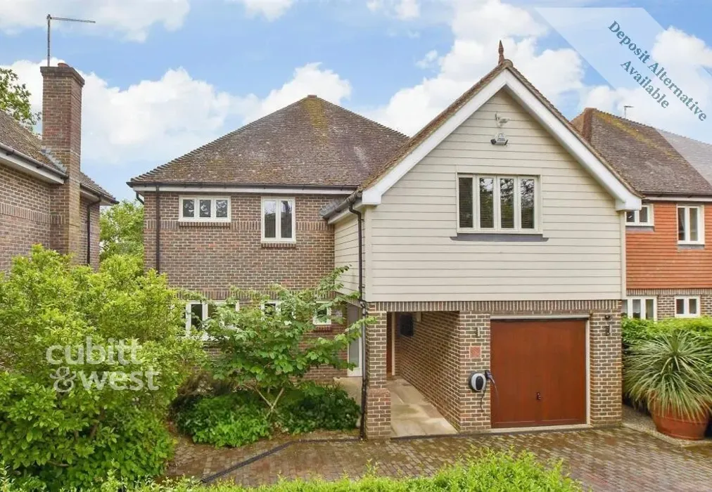 Front - Henfield Road Cowfold RH13 - Wards of Kent