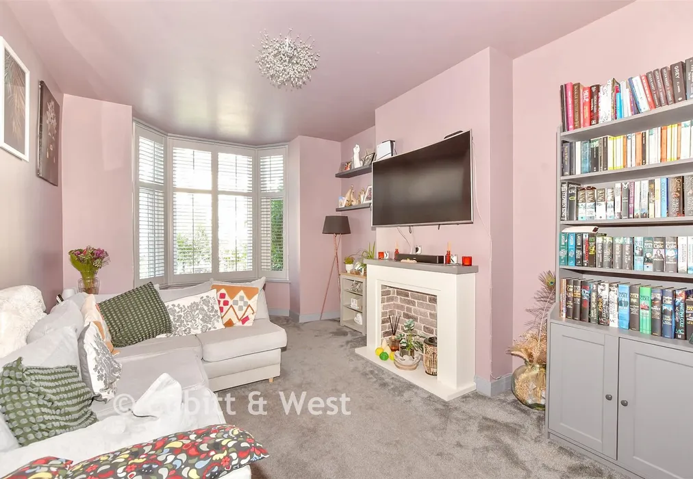 Lounge - St. Andrew's Road, Southsea, Hampshire - Wards of Kent
