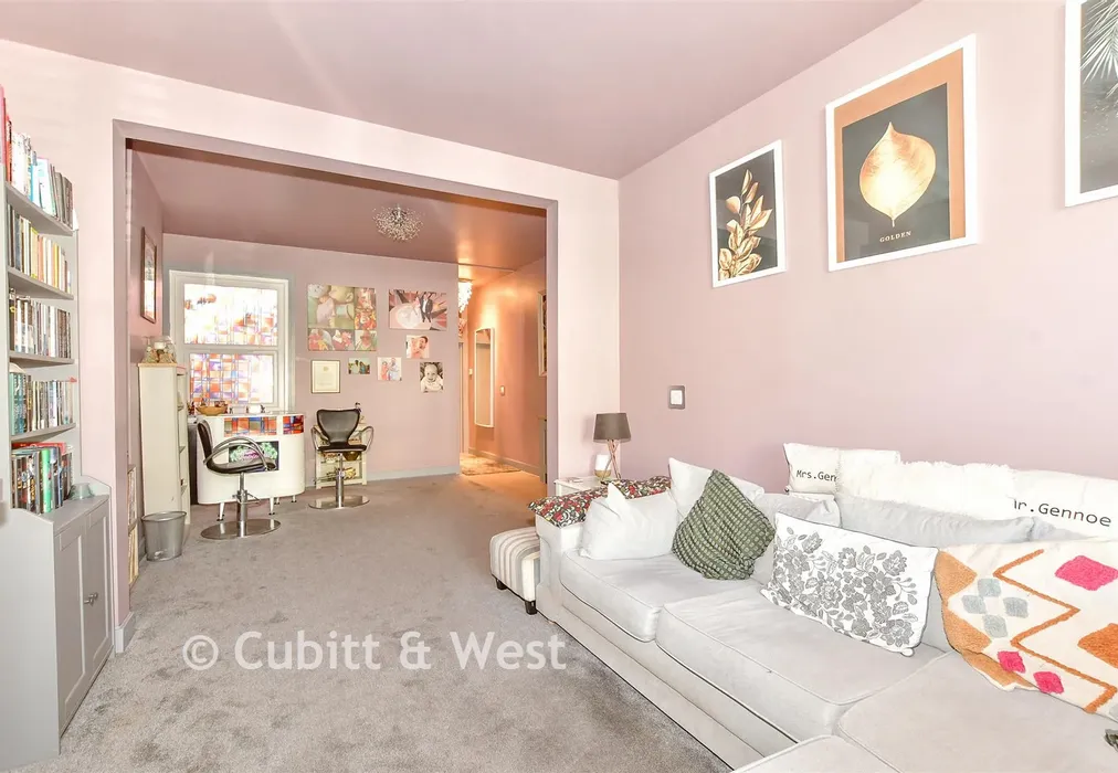 Lounge - St. Andrew's Road, Southsea, Hampshire - Wards of Kent