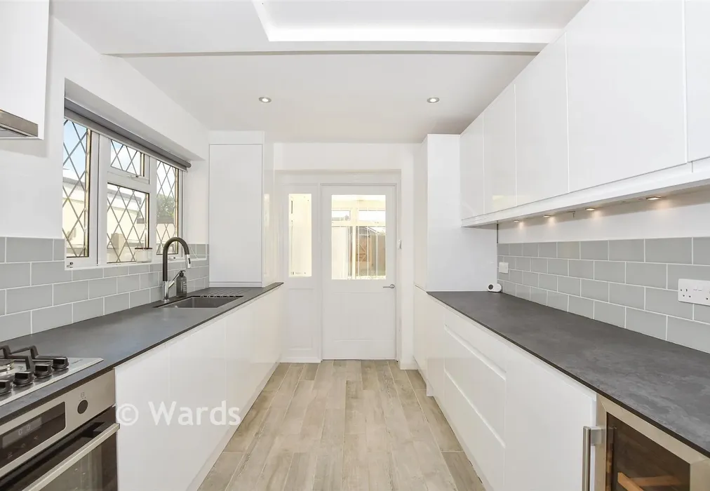 Kitchen - Lords Wood Lane, Lords Wood, Chatham, Kent - Wards of Kent