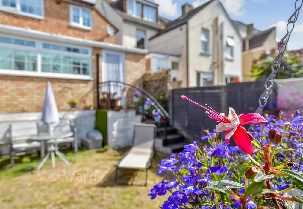 External Lifestyle Photograph - Warren Road, Folkestone, Kent - Wards of Kent