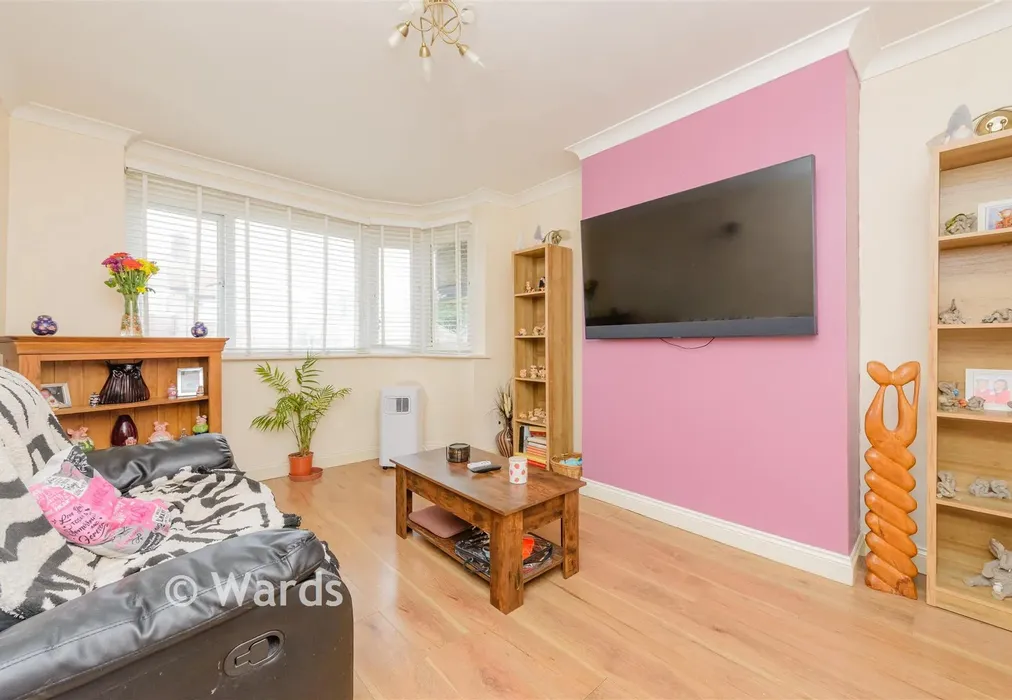 Lounge - Downbank Avenue, Bexleyheath, Kent - Wards of Kent