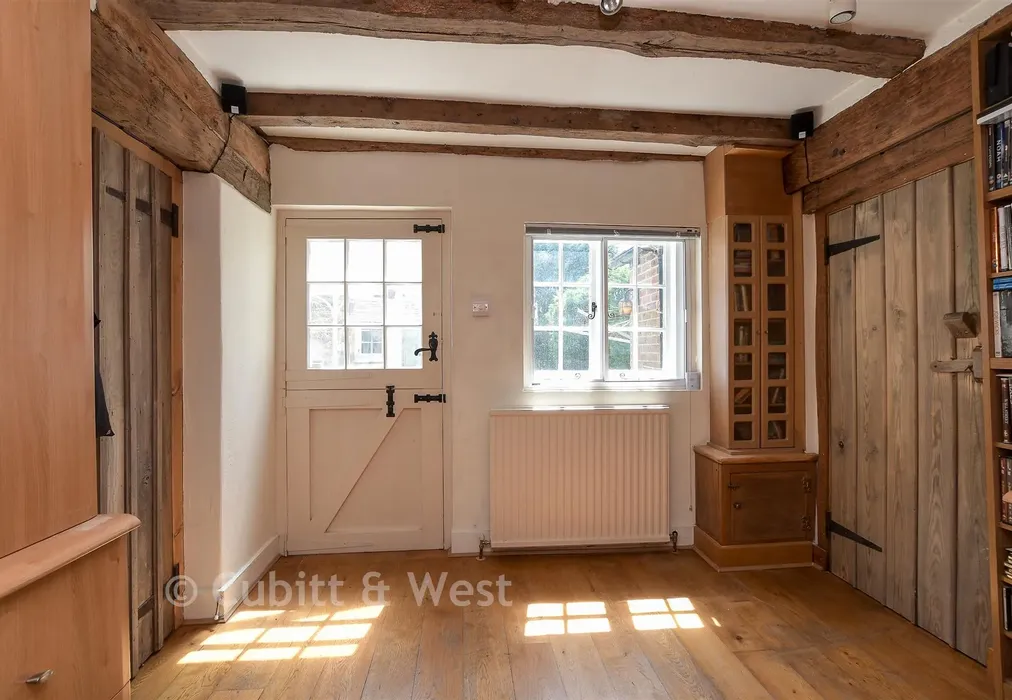 Study - Newchapel Road, Lingfield, Surrey - Wards of Kent