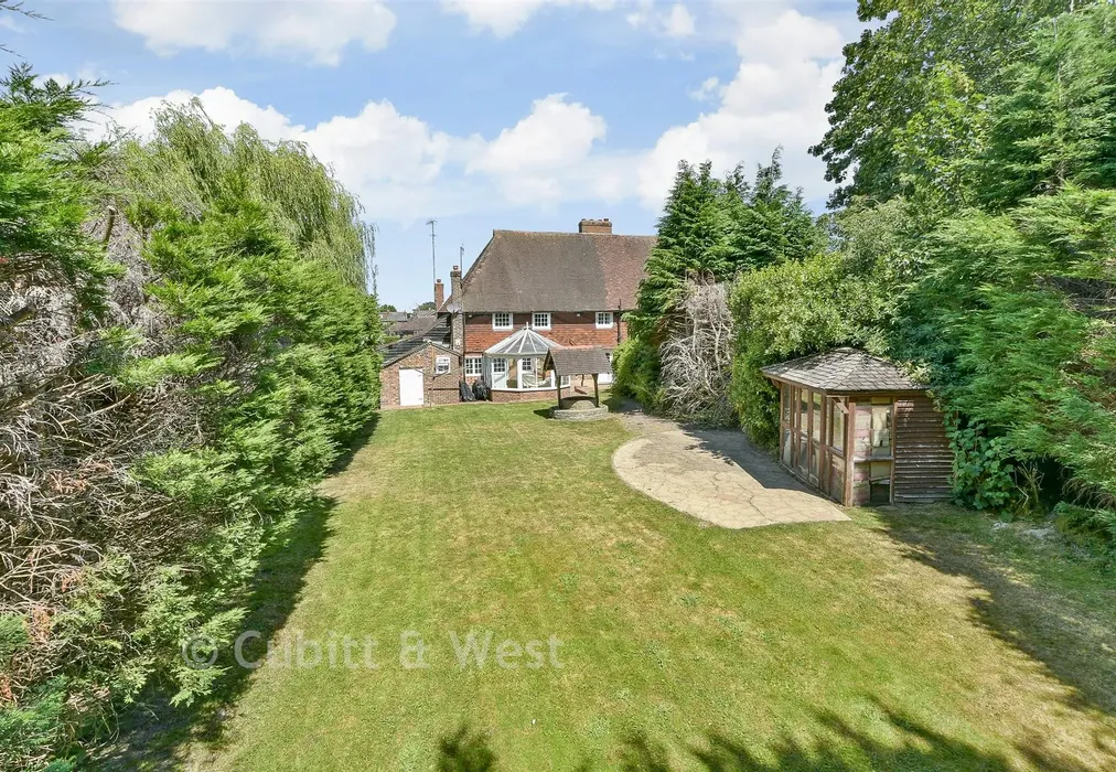 Rear Garden - Newchapel Road, Lingfield, Surrey - Wards of Kent