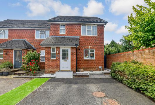 Kestrel Close, Kingsnorth, Ashford, Kent - Wards of Kent