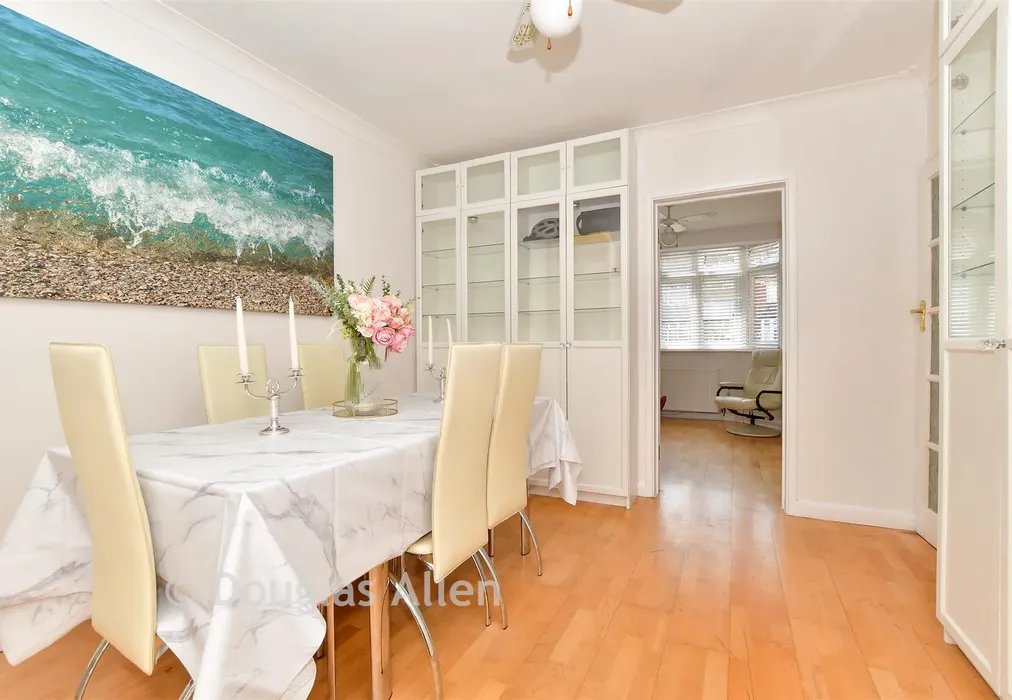 Dining Room - Wansford Road, Woodford Green, Essex - Wards of Kent