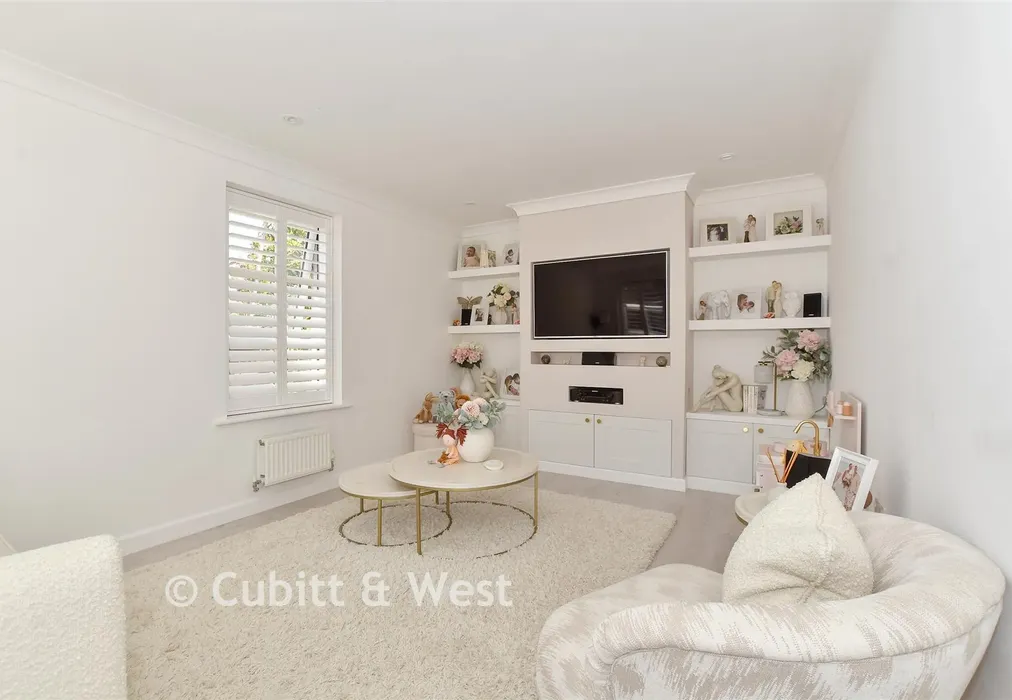 Lounge - Benjamin Gray Drive, Littlehampton, West Sussex - Wards of Kent