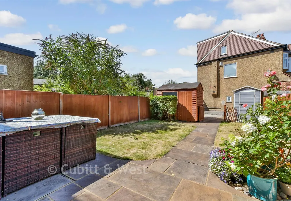 Rear Garden - London Road, Wallington, Surrey - Wards of Kent