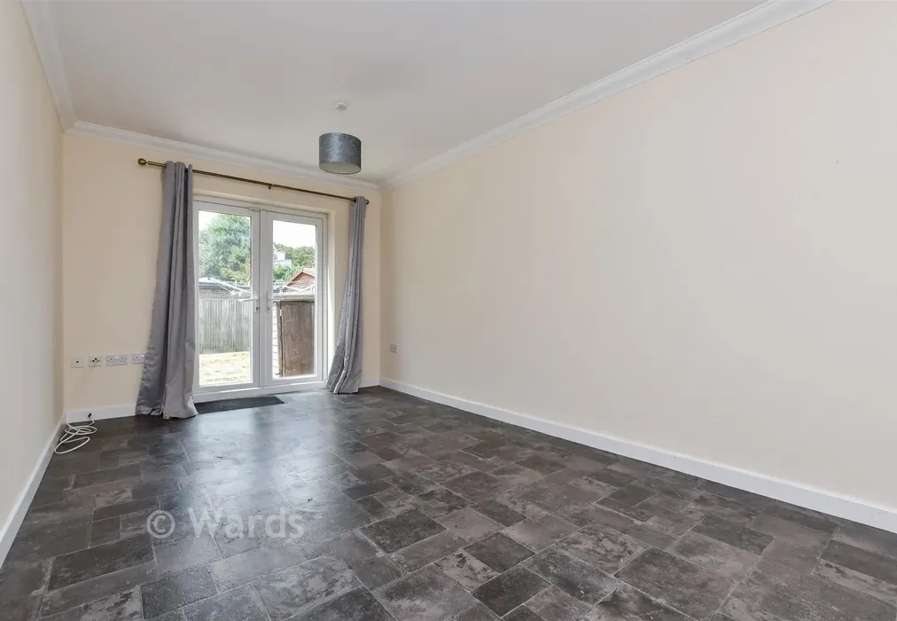 Lounge - Parish Close, Broadstairs, Kent - Wards of Kent