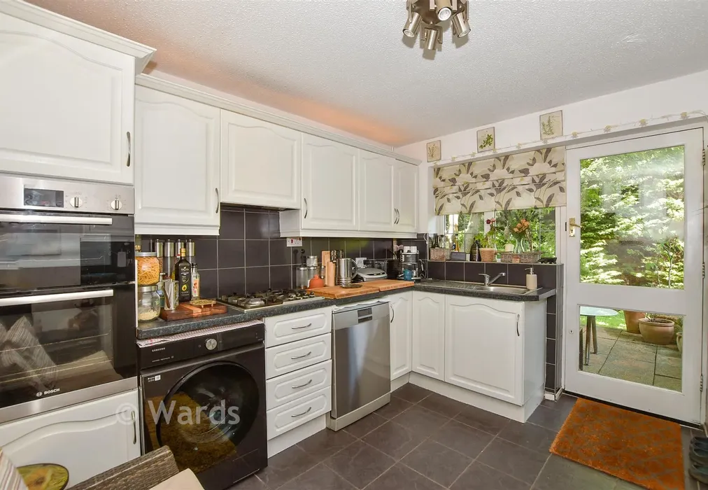 Kitchen - Foxden Drive, Downswood, Kent - Wards of Kent