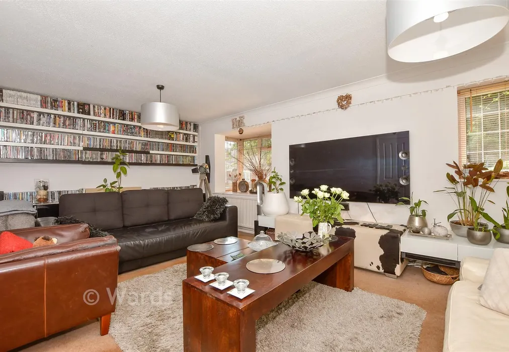 Lounge - Foxden Drive, Downswood, Kent - Wards of Kent