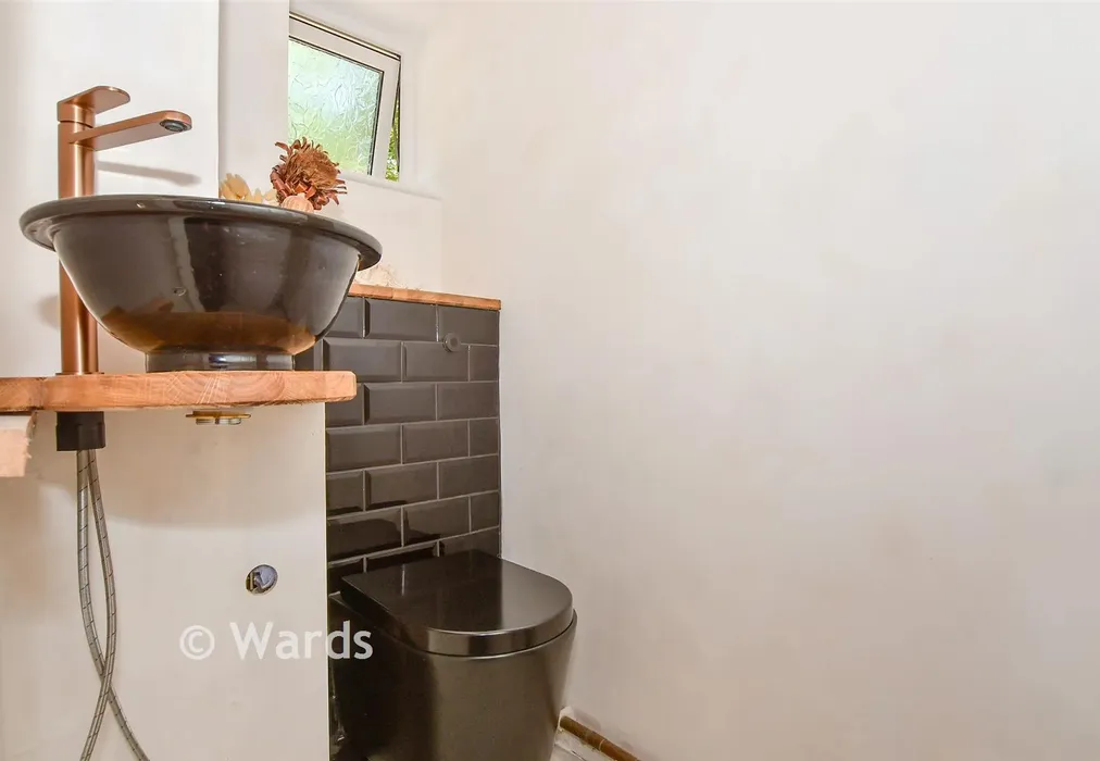 Cloakroom - Foxden Drive, Downswood, Kent - Wards of Kent