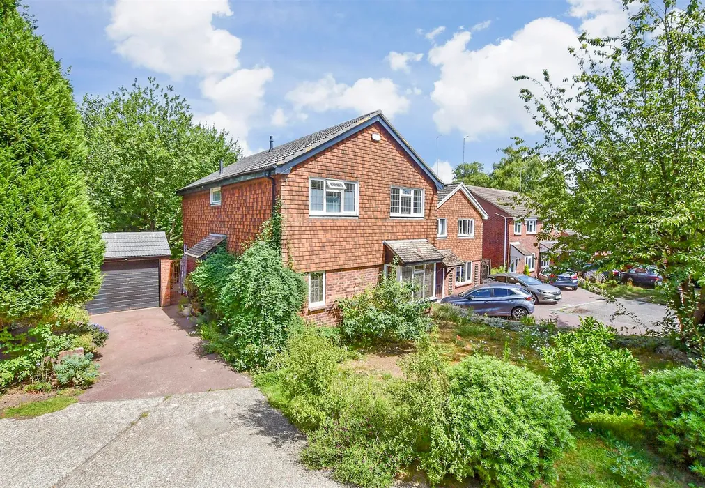 External (Web) 1 - Foxden Drive, Downswood, Kent - Wards of Kent