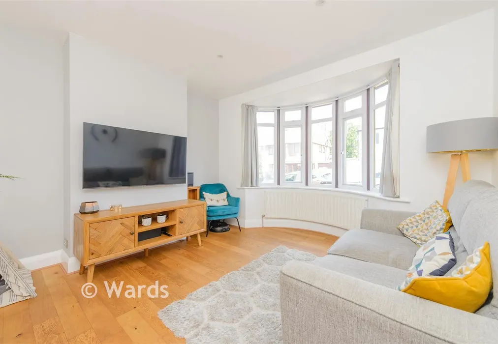 Lounge - Lime Avenue, Northfleet, Kent - Wards of Kent