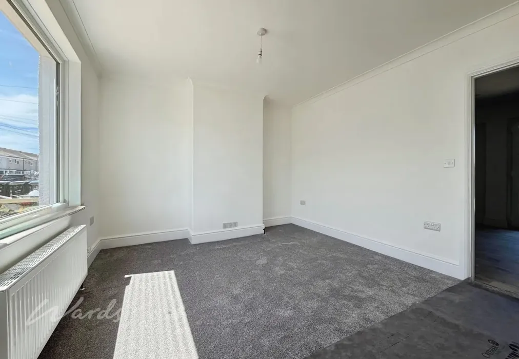 10 Dun lounge use - Dunstan Avenue Westgate-On-Sea CT8 - Wards of Kent