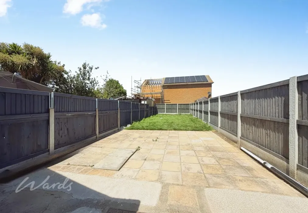10 Dun garden use - Dunstan Avenue Westgate-On-Sea CT8 - Wards of Kent