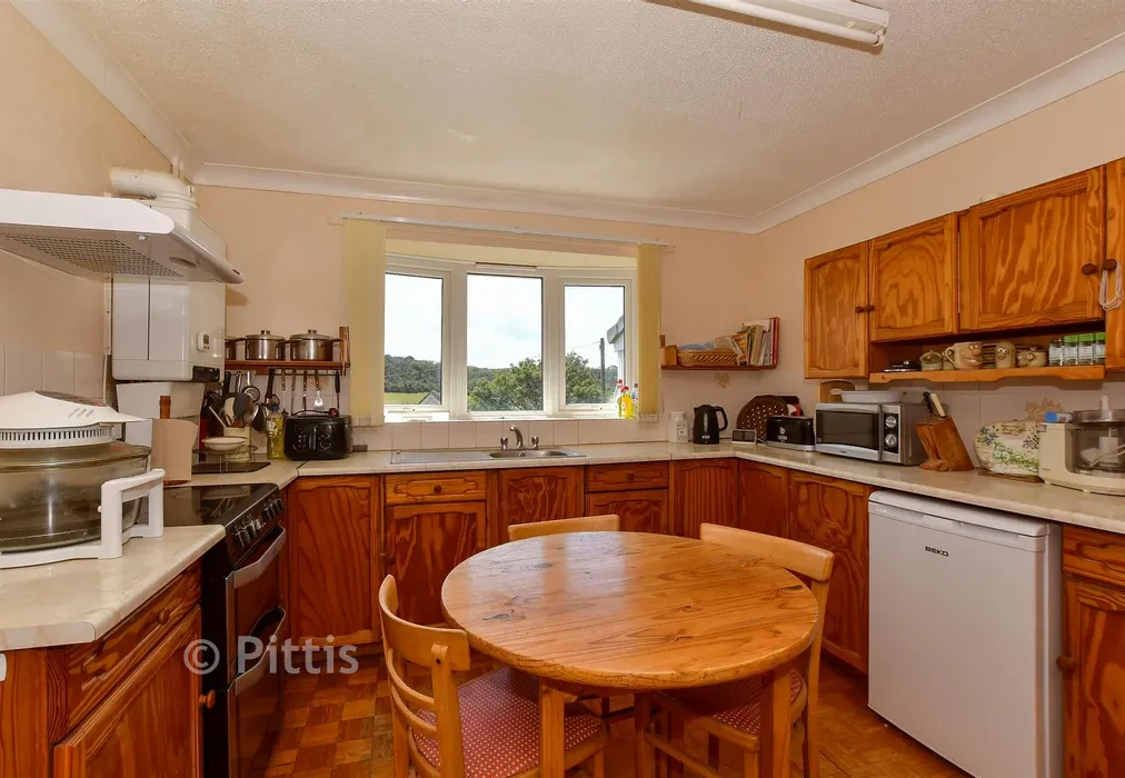 Kitchen - Lowtherville Road, Ventnor, Isle of Wight - Wards of Kent