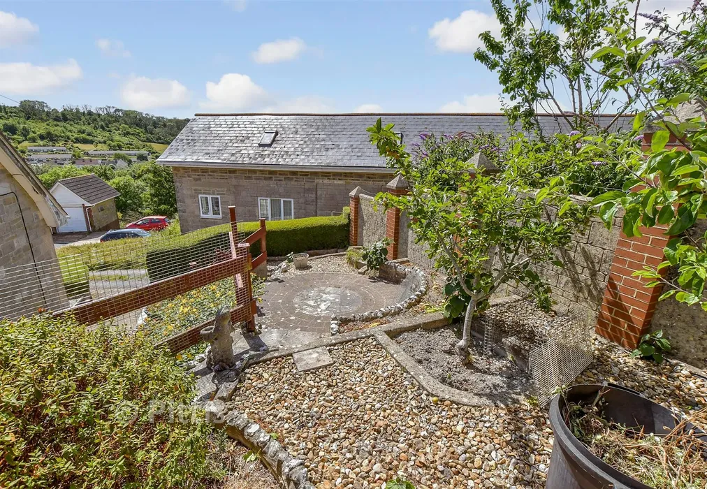 Rear Garden - Lowtherville Road, Ventnor, Isle of Wight - Wards of Kent